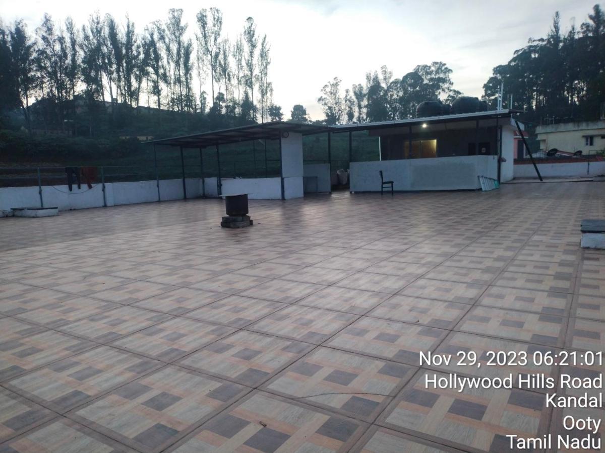 J J Homes Ooty Dış mekan fotoğraf